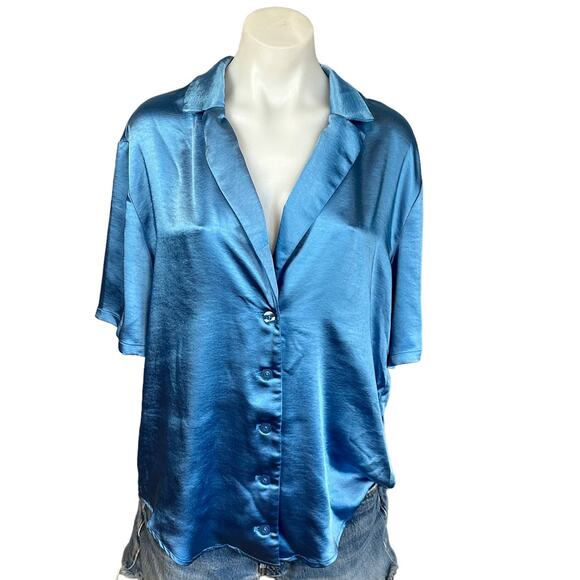 House of Harlow Dusty Blue Satin Oversize Button Down Shirt SMALL Boxy $158 NEW - Picture 4 of 7